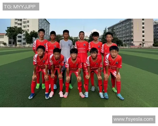 中国足球小将远赴欧洲留洋成功正式签约西甲劲旅展现无限潜力